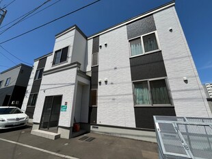 カーサ菊水上町の物件外観写真